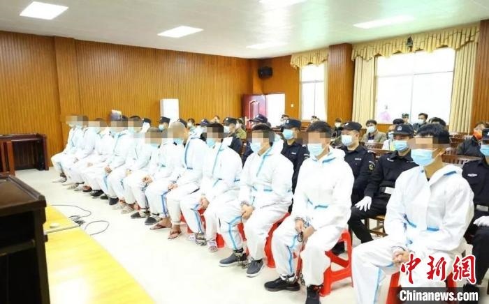 圖為庭審現(xiàn)場。　東蘭法院 攝