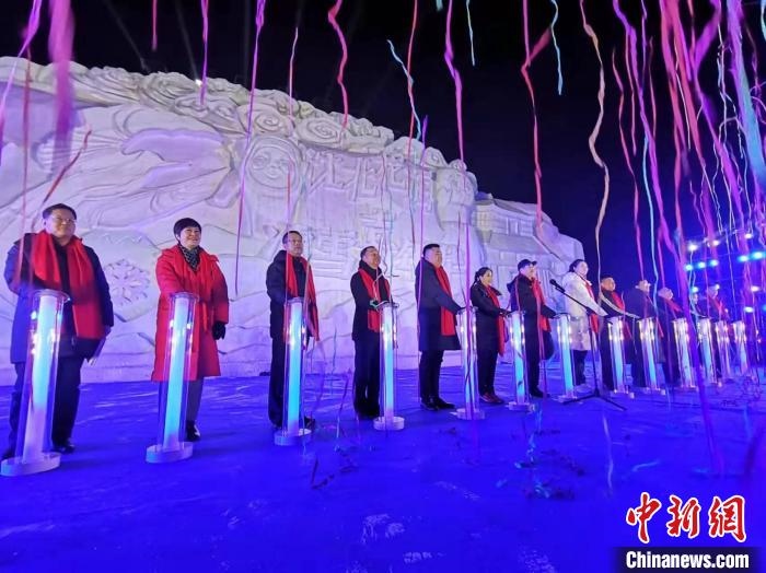 啟動(dòng)儀式現(xiàn)場(chǎng)?！≮w桂華 攝