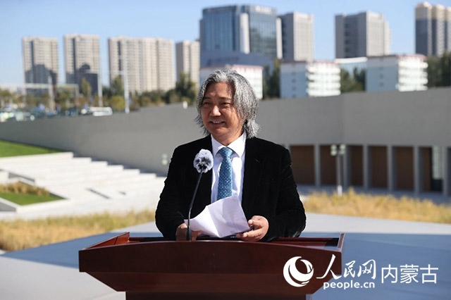 全國政協(xié)副秘書長、民盟中央專職副主席、中國美術(shù)館館長、中國城市雕塑家協(xié)會主席吳為山開幕致辭。王劭凱攝