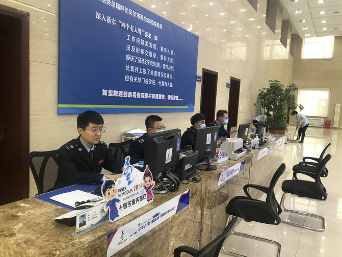 中共黨員、一等功榮立者王曙光不言放棄，堅持到比賽最后（王鵬）.jpg