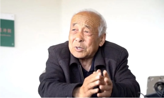 世界地球日，不忘治沙人1782.png