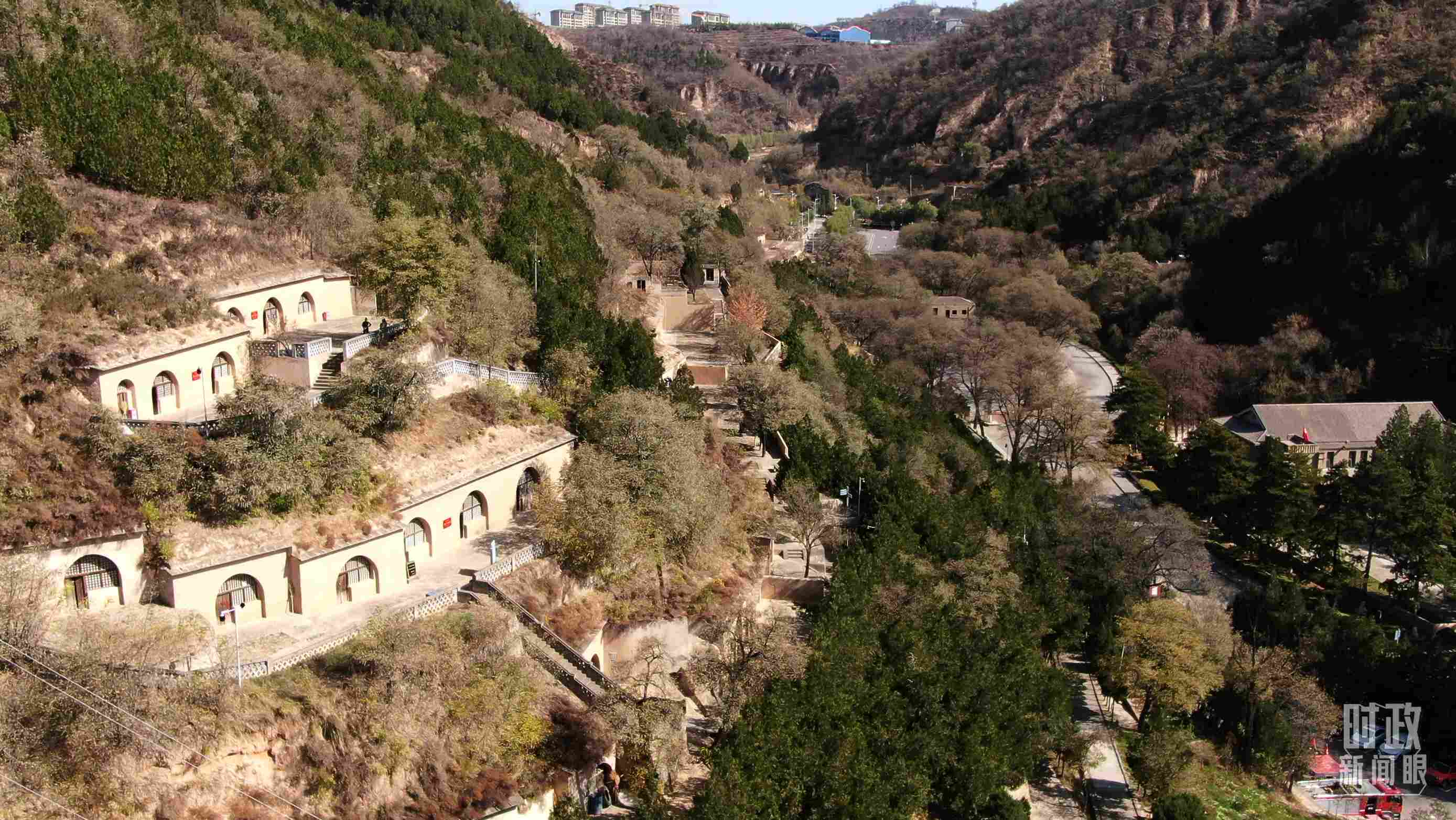 △楊家?guī)X，延安革命紀(jì)念地。（總臺(tái)記者劉海濤、錢(qián)金庫(kù)拍攝）