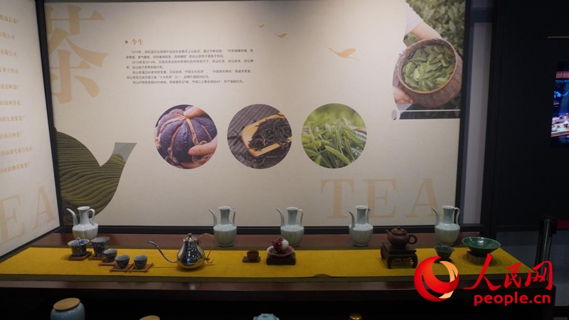 余杭區(qū)徑山鎮(zhèn)徑山村鄉(xiāng)村客廳的文創(chuàng)館。人民網肖聰聰攝
