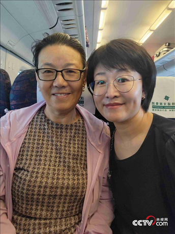 （呼群、寶力母女 受訪者供圖）