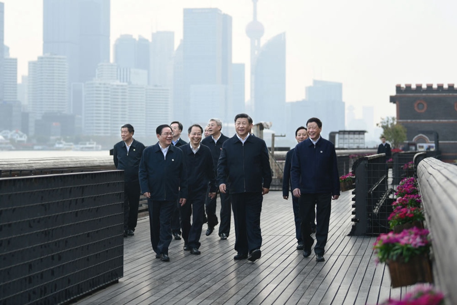2019年11月2日，習(xí)近平在上海市楊浦區(qū)濱江公共空間楊樹浦水廠濱江段考察。