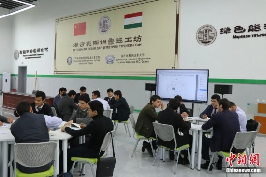 2023年4月，位于杜尚別的塔吉克斯坦魯班工坊課堂。張碩 攝