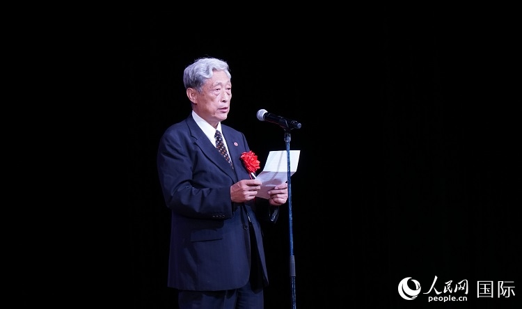 全華聯(lián)會(huì)長(zhǎng)何德倫發(fā)表致辭。人民網(wǎng) 蔣曉辰攝
