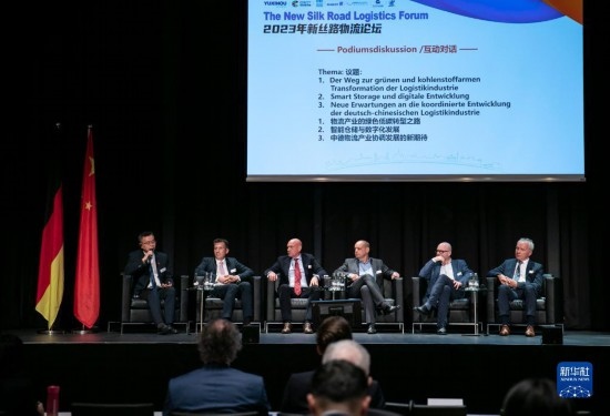 9月21日，中德兩國嘉賓參加在德國杜伊斯堡舉辦的2023新絲路物流論壇。新華社記者 張帆 攝