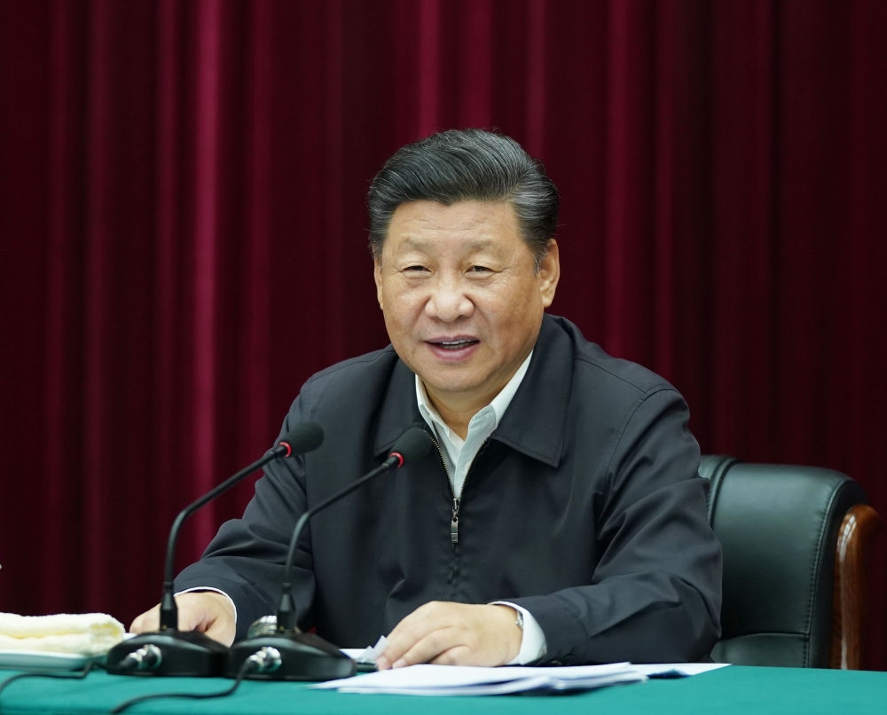 2019年9月18日上午，中共中央總書記、國(guó)家主席、中央軍委主席習(xí)近平在鄭州主持召開黃河流域生態(tài)保護(hù)和高質(zhì)量發(fā)展座談會(huì)并發(fā)表重要講話。新華社記者 謝環(huán)馳 攝