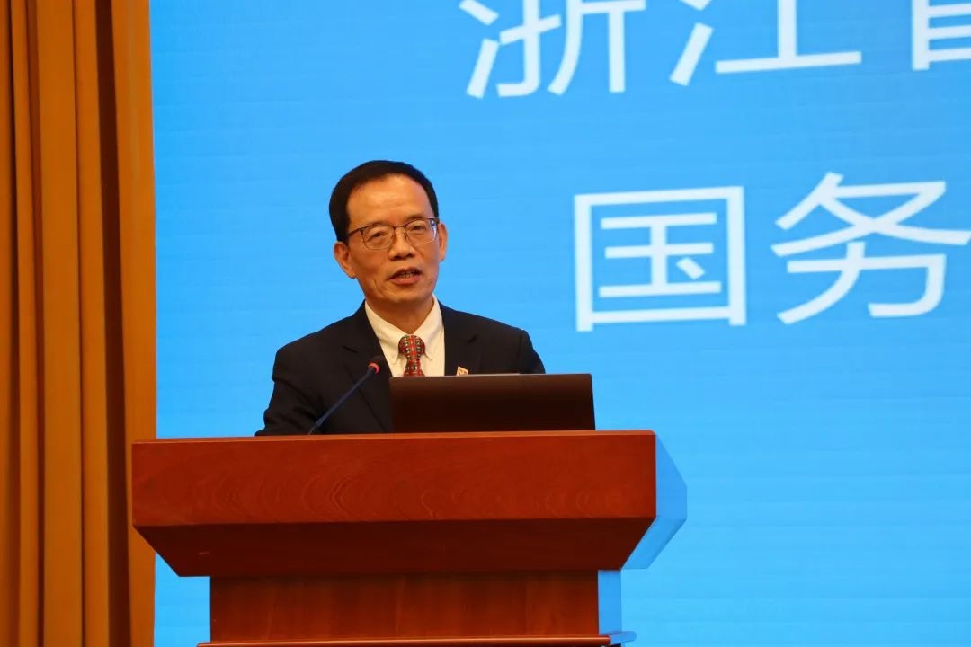浙江省區(qū)域國別與國際傳播研究智庫聯盟首席專家、浙江師范大學非洲區(qū)域國別學學部學術委員會常務副主任劉鴻武致辭。主辦方供圖