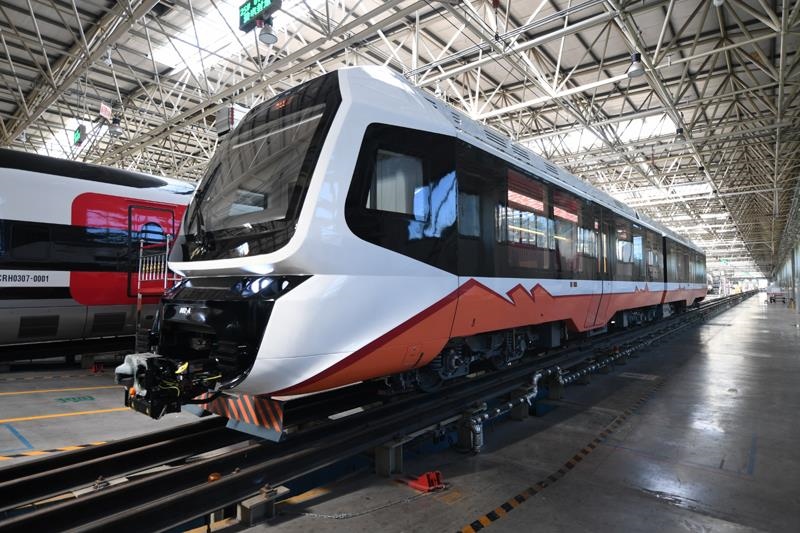 △2023年6月6日，中國中車出口阿根廷新能源輕軌車輛首列車在中車唐山公司下線。
