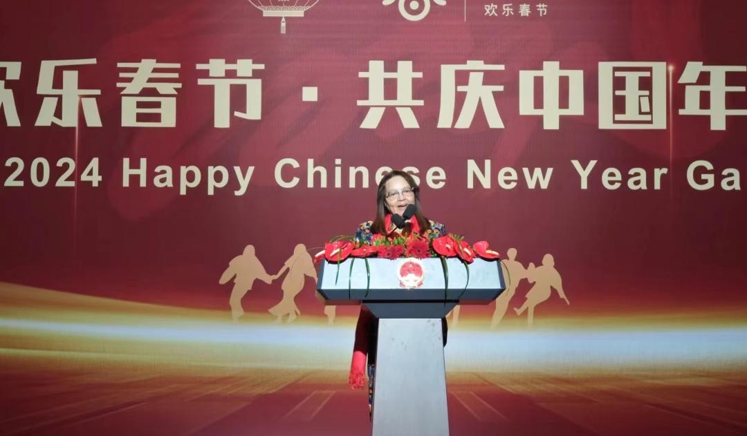 南非旅游部長德利萊女士致辭。中國駐南非大使館供圖