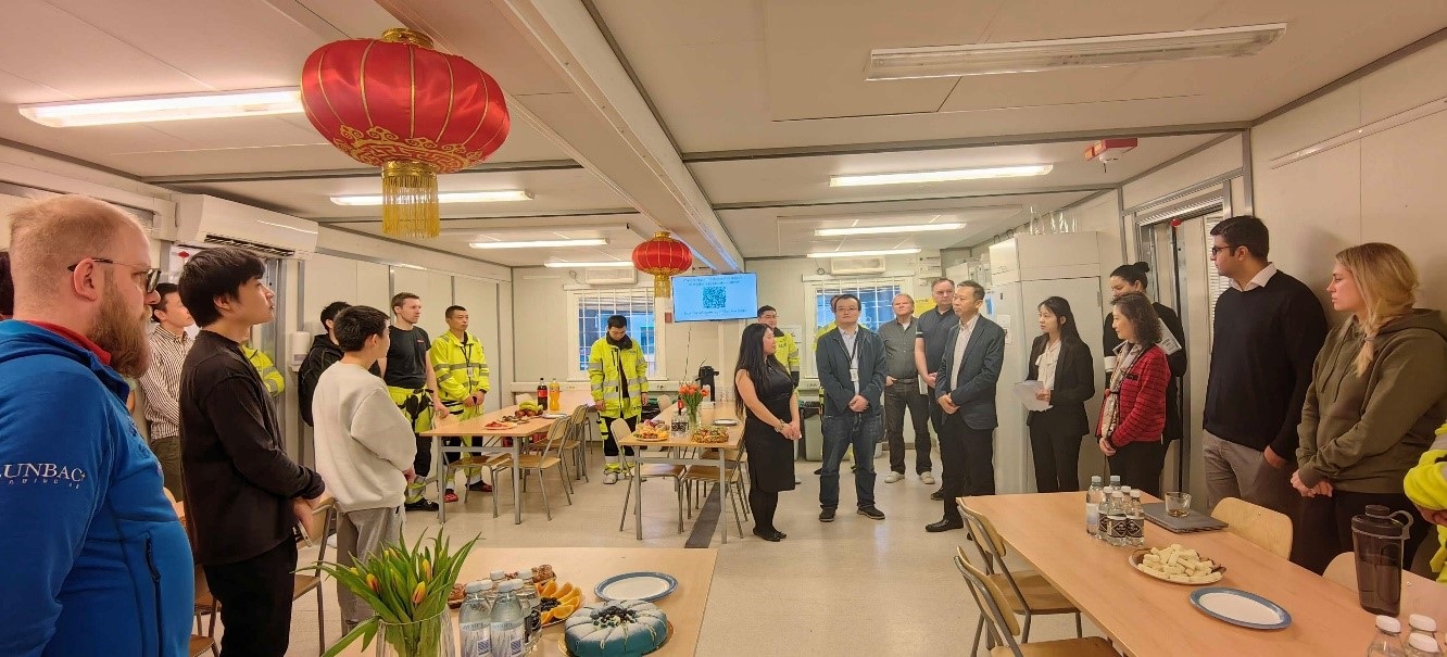 中國駐瑞典大使崔愛民走訪中鐵隧道局集團(tuán)瑞典工程公司。中國駐瑞典大使館供圖