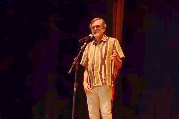 累西腓市政府代表、文化局長梅洛在活動(dòng)中致辭。中國駐累西腓總領(lǐng)館供圖