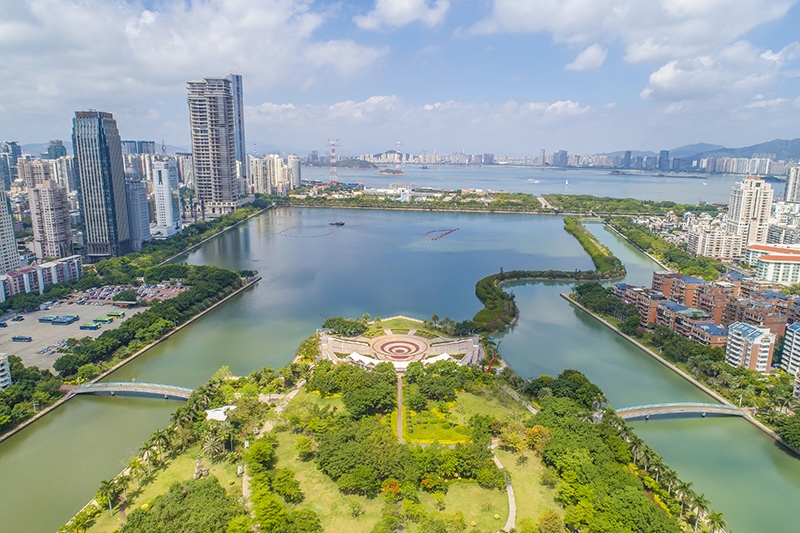 2021年5月15日，廈門，航拍筼筜湖，景色優(yōu)美。