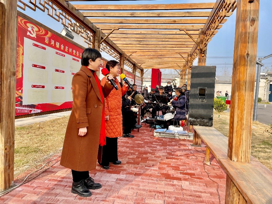 河南安陽(yáng)內(nèi)黃縣余莊村村民們正排練元宵節(jié)晚會(huì)節(jié)目。受訪者供圖