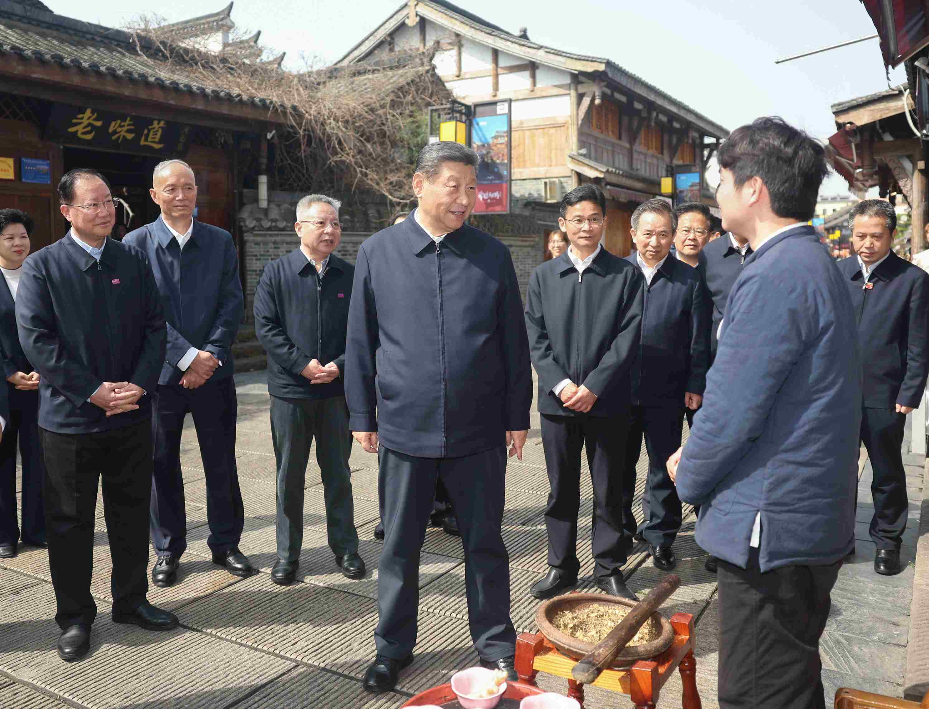 △ 2024年3月19日，習(xí)近平總書記在湖南常德河街考察。