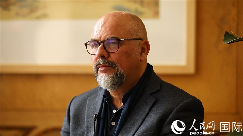 意大利陶瓷城市協(xié)會副會長保羅·馬賽蒂接受人民網(wǎng)專訪。人民網(wǎng) 劉動攝