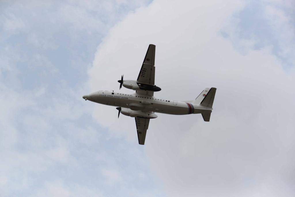 圖為5月14日海警飛機(jī)在休漁海域進(jìn)行空中巡查。（中國(guó)海警局南海分局供圖）