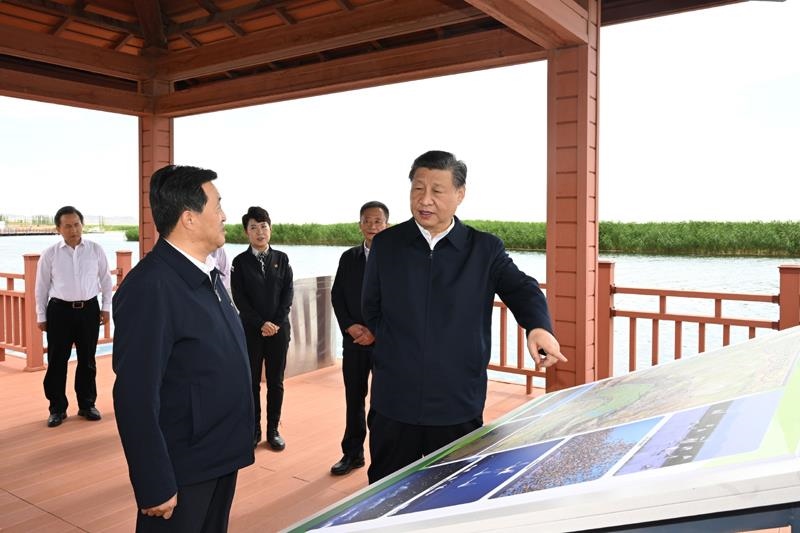 △2023年6月5日，習(xí)近平總書記在烏梁素?？疾臁? width=
