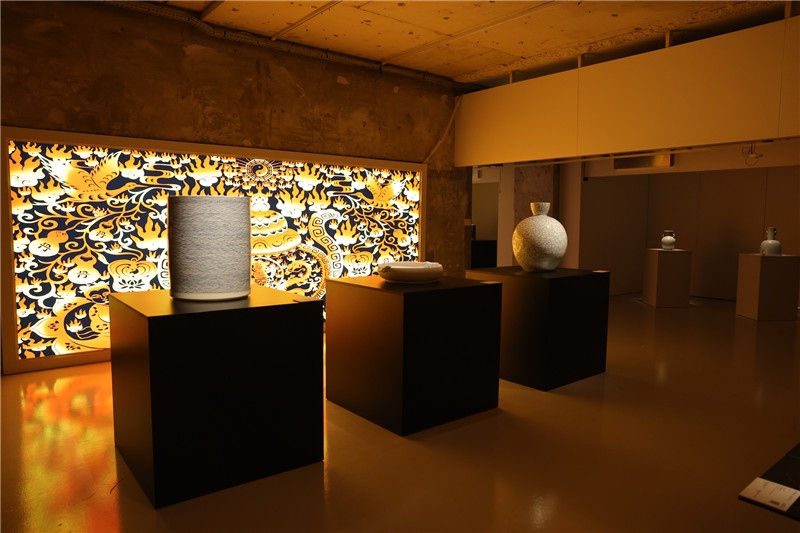 《新生萬物-中國非遺與當(dāng)代設(shè)計(jì)展》展廳。陽光媒體集團(tuán)供圖