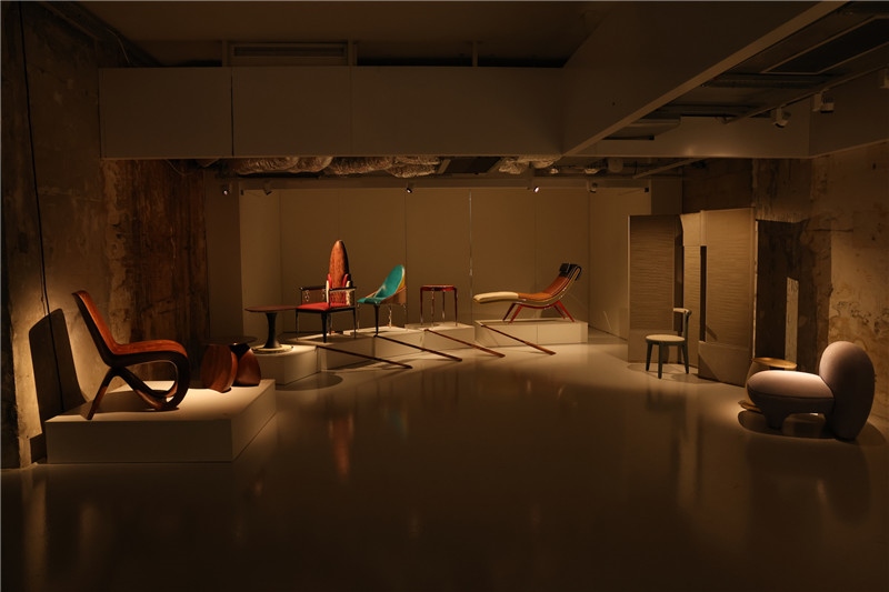《新生萬物-中國非遺與當(dāng)代設(shè)計(jì)展》展廳。陽光媒體集團(tuán)供圖