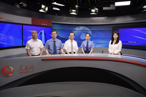 訪談現(xiàn)場。人民網(wǎng)記者 王曉嘯攝