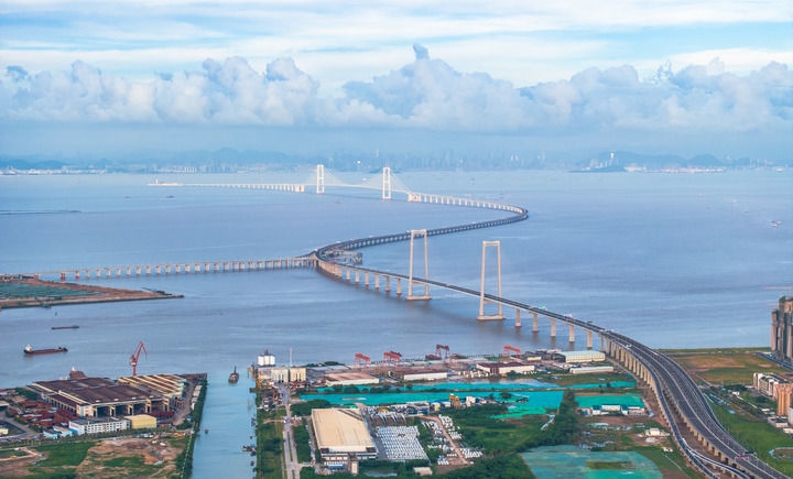 2024年6月27日拍攝的深中通道全景。新華社記者 毛思倩 攝