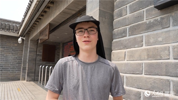 圖為德國(guó)籍游客埃里克·西伯特。人民網(wǎng)記者 吳超嵐攝