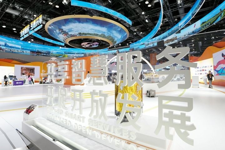 這是2024年9月11日拍攝的國家會議中心內(nèi)景。新華社記者 鞠煥宗 攝