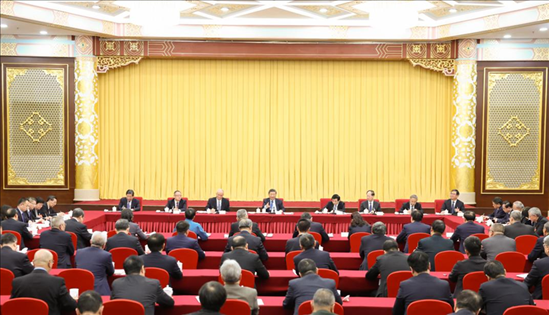 2024年3月6日，中共中央總書記、國家主席、中央軍委主席習(xí)近平看望參加全國政協(xié)十四屆二次會議的民革、科技界、環(huán)境資源界委員，并參加聯(lián)組會，聽取意見和建議。新華社記者 黃敬文 攝