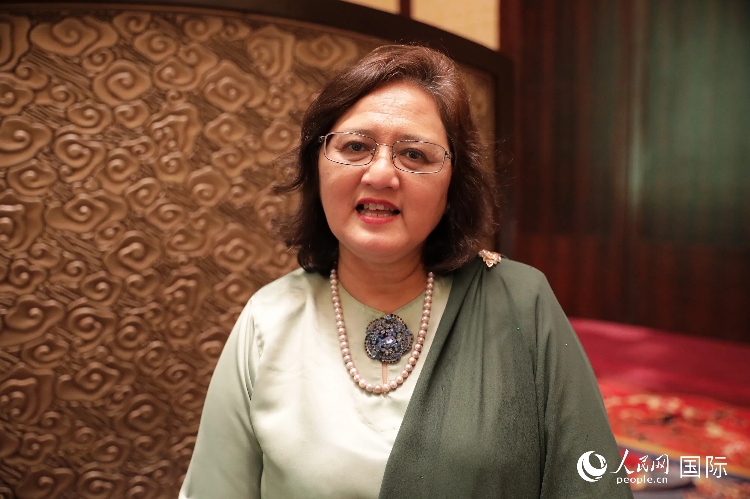 馬來西亞高教部高教司司長阿茲琳達接受人民網采訪。人民網 王婧攝