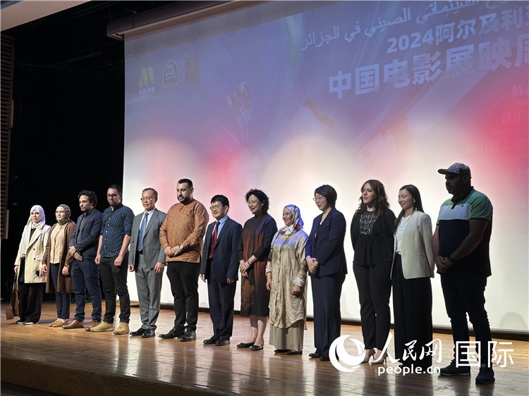 中阿兩國官員、電影行業(yè)從業(yè)者、媒體代表等出席開幕式 郝瑞敏攝