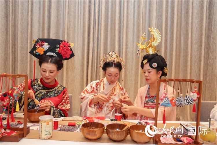 中國傳統(tǒng)文化展示。人民網記者任皓宇攝