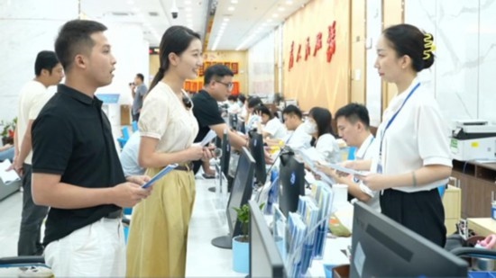 直播現(xiàn)場。海南省營商廳供圖