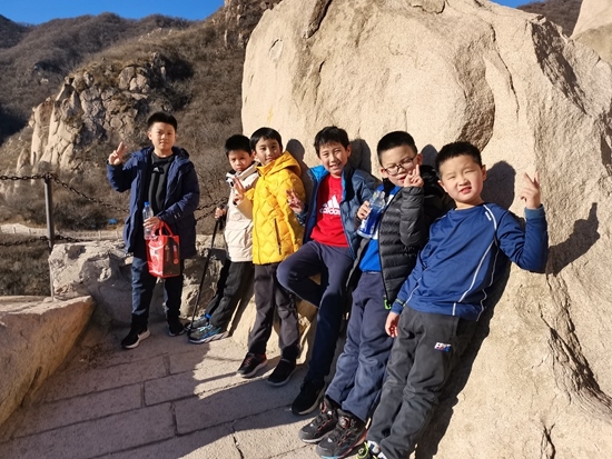 登山隊(duì)員供圖。