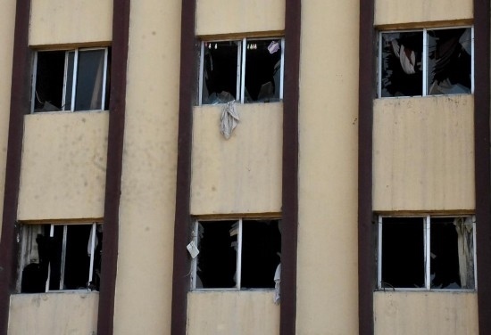 這是11月29日在敘利亞阿勒頗拍攝的一處遭襲建筑。新華社發(fā)