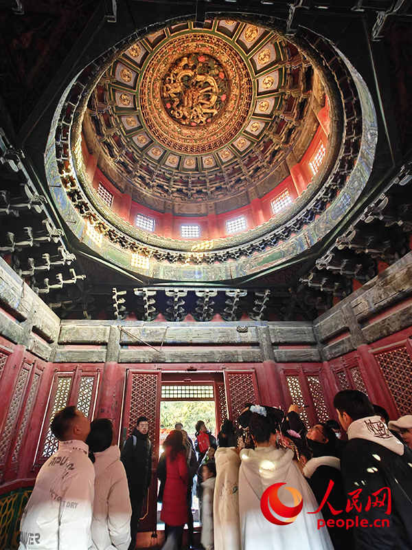 2025年1月，游客正在故宮博物院參觀。人民網(wǎng)記者 韋衍行攝