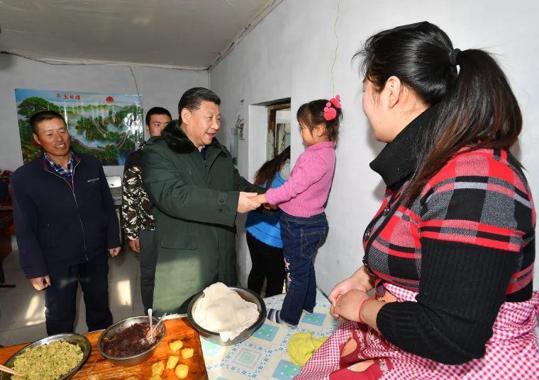 2017年1月24日，習(xí)近平總書記在河北張家口張北縣德勝村看望慰問。