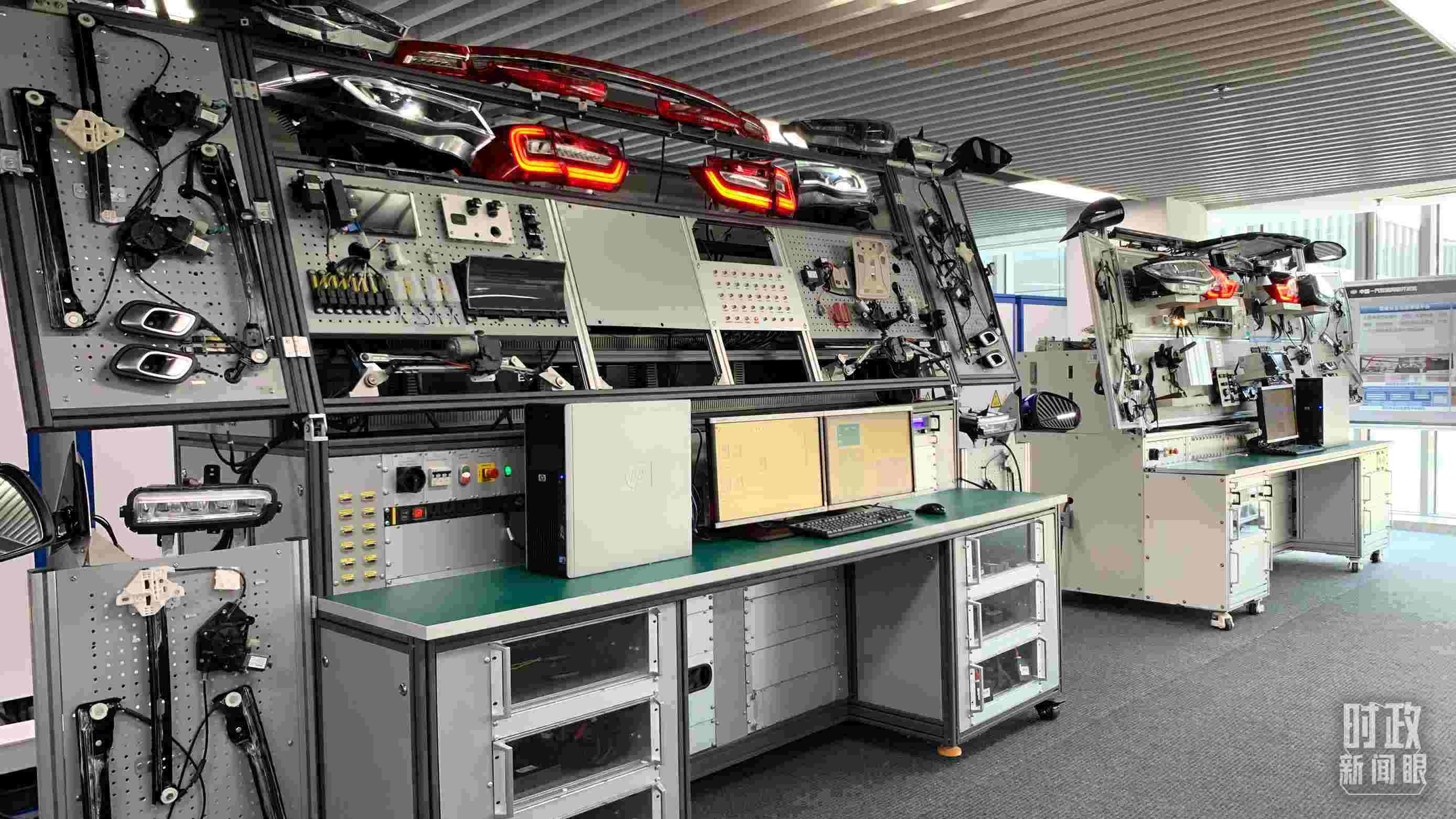 △吉林長春，一汽整車硬件測試實(shí)驗(yàn)室。（總臺央視記者邢彬拍攝）