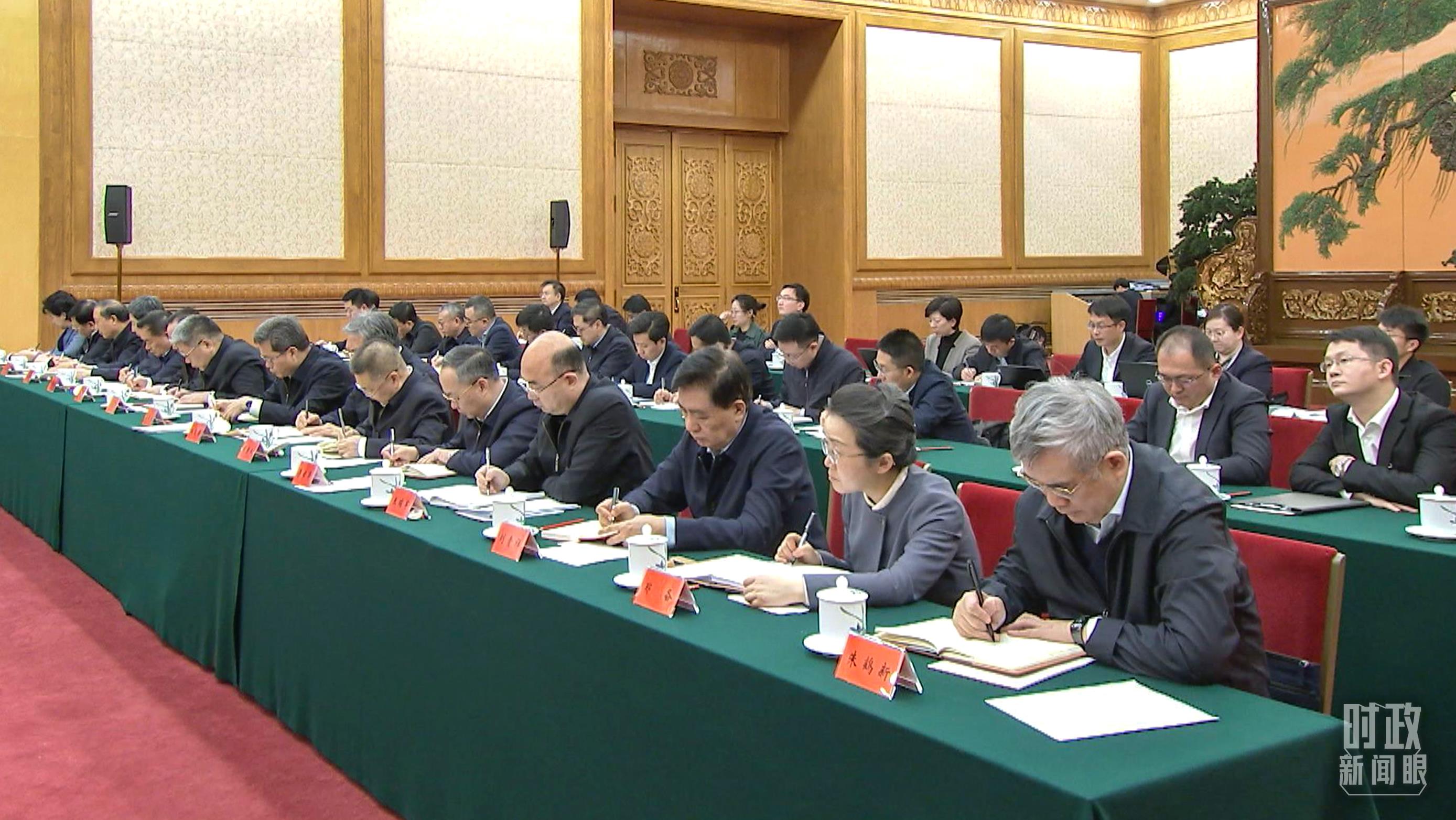 △2月17日，民營企業(yè)座談會現(xiàn)場。